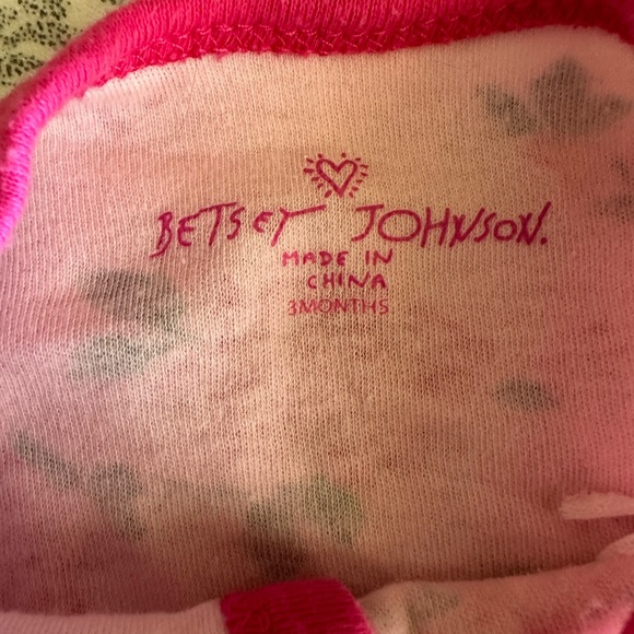 Betsey Johnson Long Sleeve Snap Bodysuit - Baby Size 3 months - Picture 5 of 6